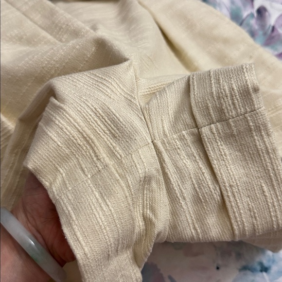 Sezane Elegant Cream High-Waisted short - Picture 9 of 9